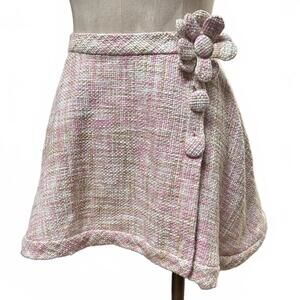 2000s Pink Cream Tweed Mini Skirt Flower Button Detail SIZE S-M  COQUETTE